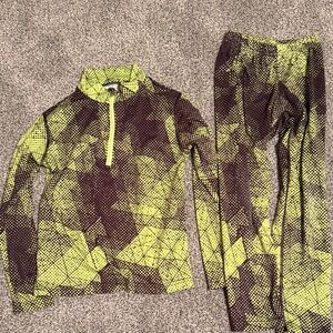 Obermeyer Lime and Black Geometric base layer snow ski